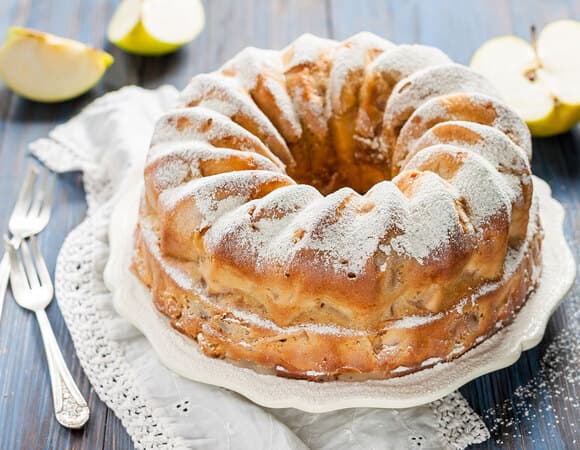 Быстрый мастер-класс: как приготовить классическую шарлотку