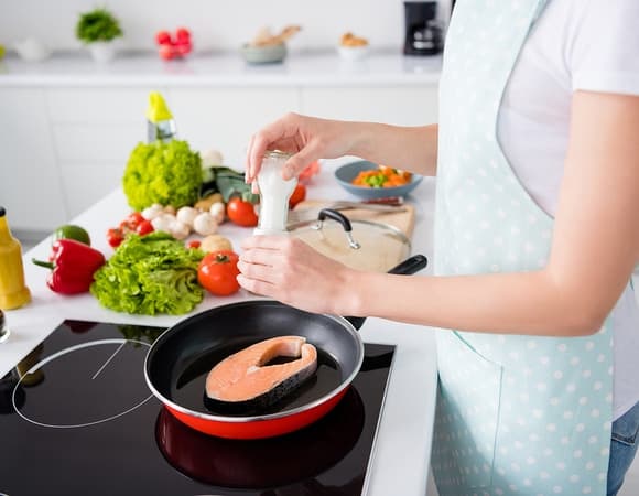 Как рыба и морепродукты помогают сохранить молодость и красоту