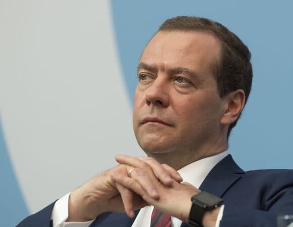 «Ужин врагам не отдадим»: Дмитрий Медведев сделал заявление об импорте и экспорте продукции