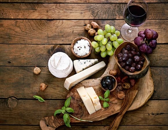 Невролог назвал продукты, провоцирующие мигрень