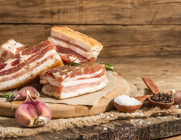 Стало известно, как сало может снизить аппетит