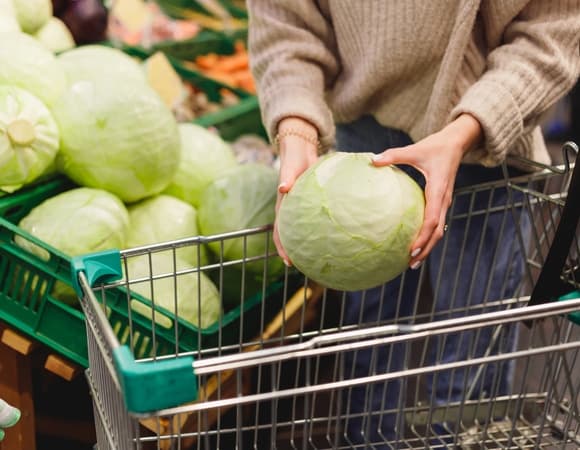 В магазинах Москвы подешевели некоторые продукты