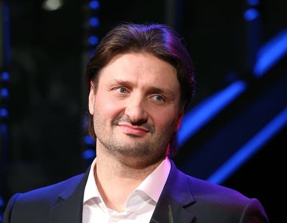 Эдгард Запашный раскритиковал название сети ресторанов «Вкусно — и точка»