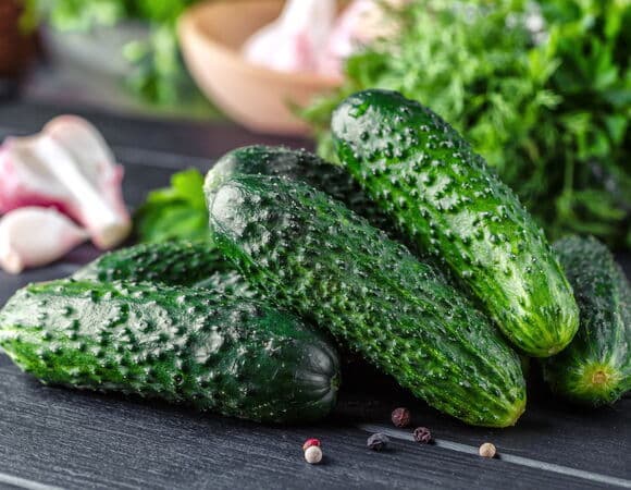Что будет, если есть огурцы каждый день: ответила врач