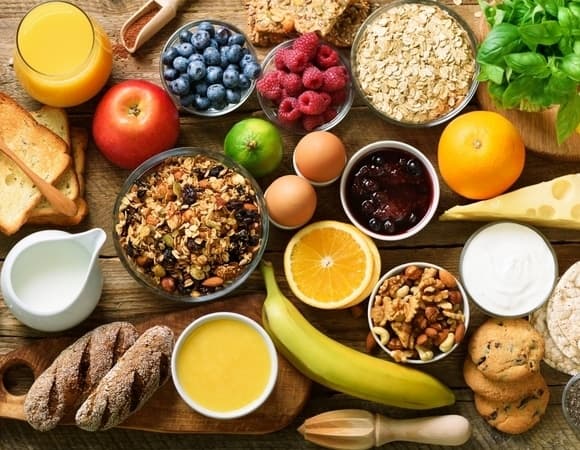 Не только цитрусовые: перечислены самые аллергенные продукты