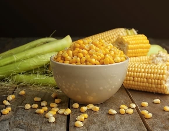Стало известно, кому нельзя есть кукурузу