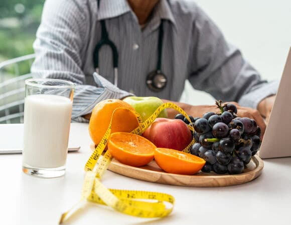 Названы низкокалорийные продукты, которые «обманывают желудок»