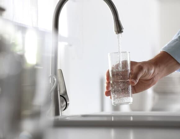 Вода может стать причиной преждевременного старения: ученые