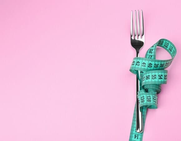 Нутрициолог указал на 5 ошибок, которые делают худеющие
