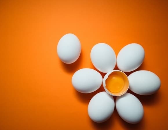 Чем заменить яйца в пост — самые популярные смеси для вкусной выпечки