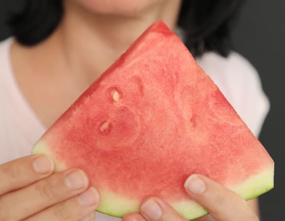 Даже арбуз? Какие продукты противопоказаны аллергикам во время цветения полыни