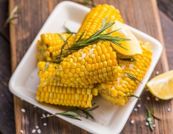 Найден "минутный" способ приготовления кукурузы, который не сравнится с обычной варкой