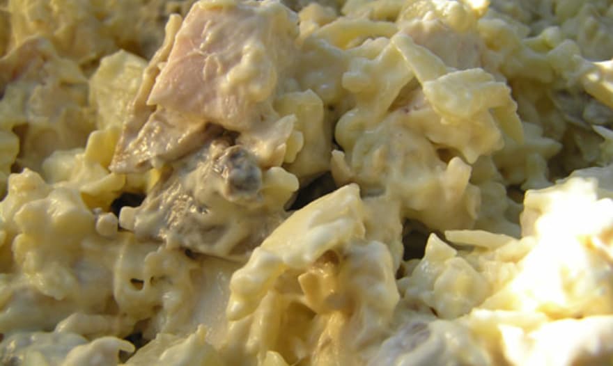 Салат "Курица с ананасами"