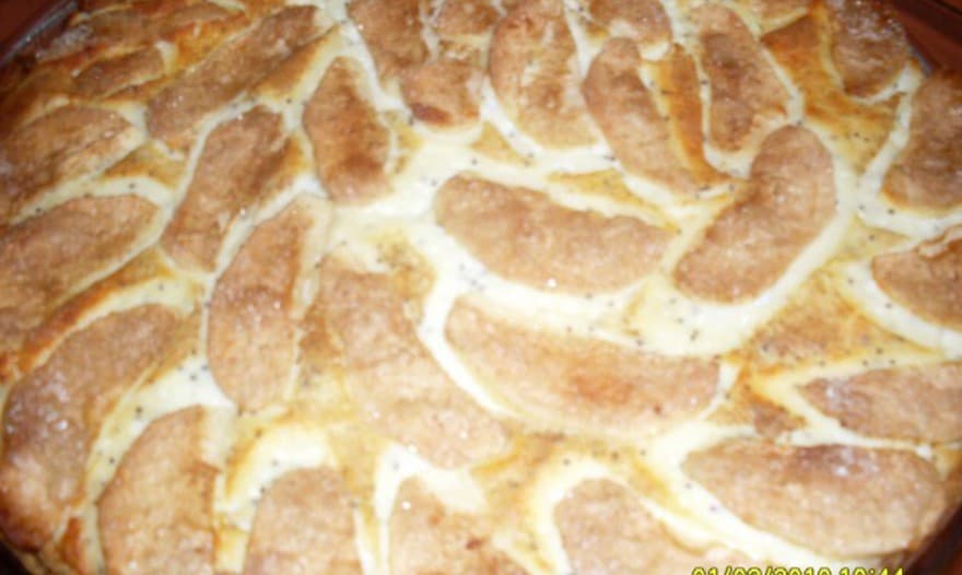Чизкейк с яблоками и маком