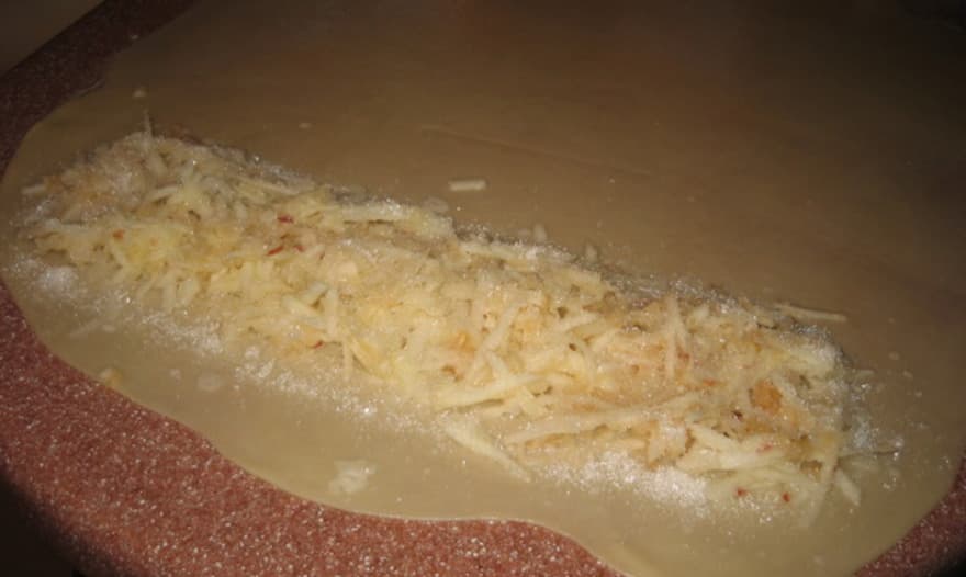 Вертута с яблоками