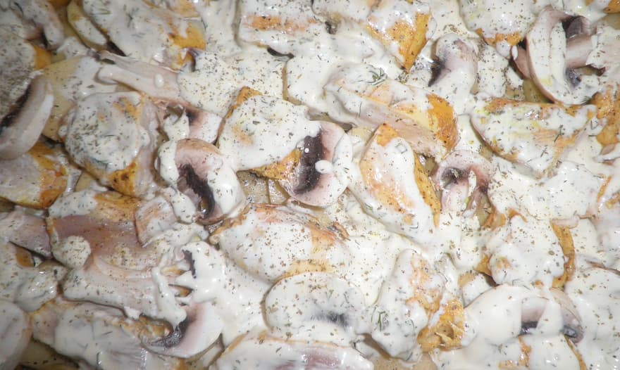 Картофель запеченный с курицей