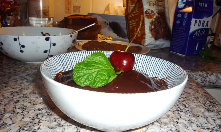 Черешня в шоколаде