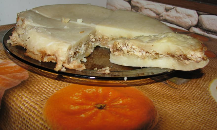 Картофельная запеканка с кальмарами