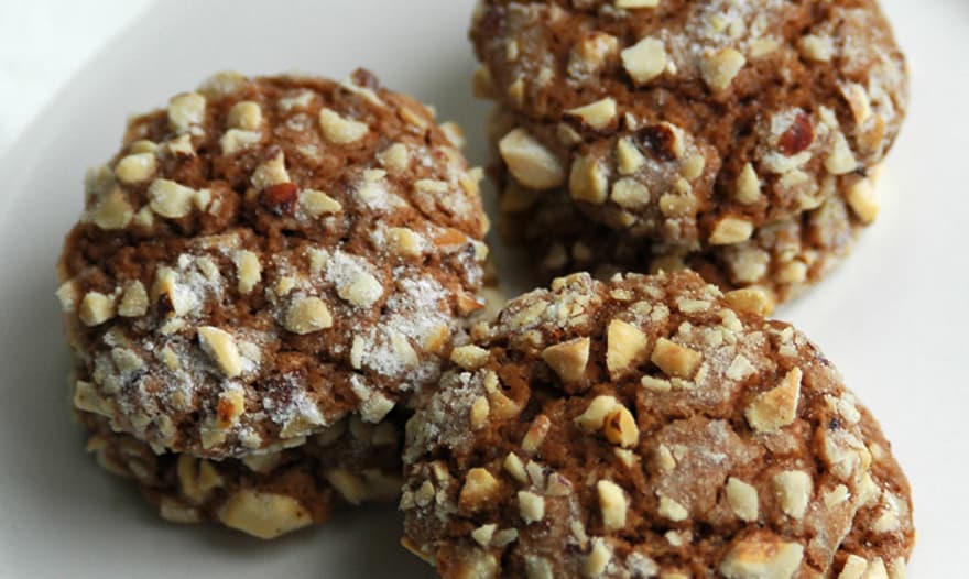 Фундучные тянучки (Hazelnut chewies)