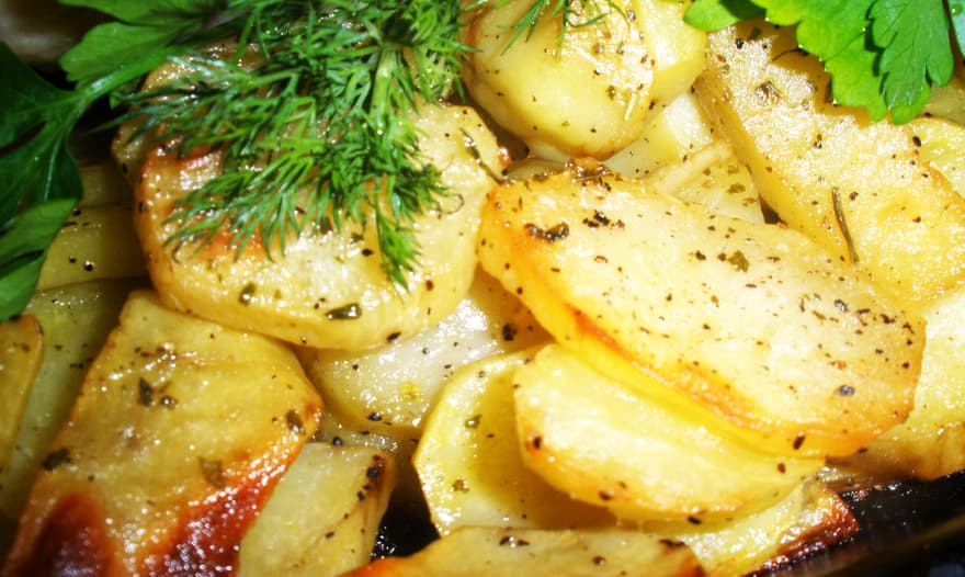 Пикантная курочка с картошкой