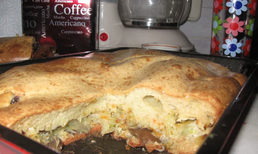 Капустная шарлотка