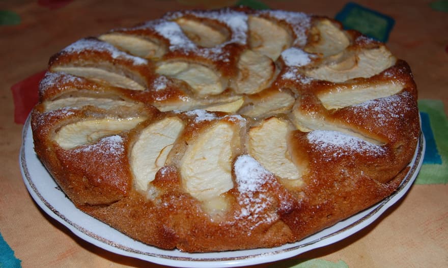 Постная яблочная коврижка