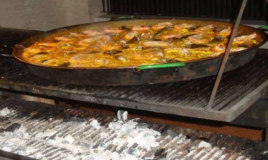Паэлья с морепродуктами