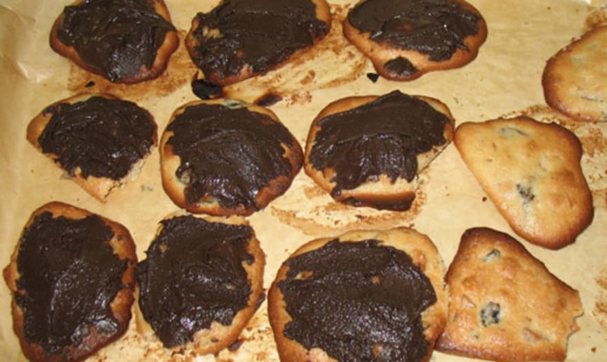 Печенюшки с шоколадной глазурью