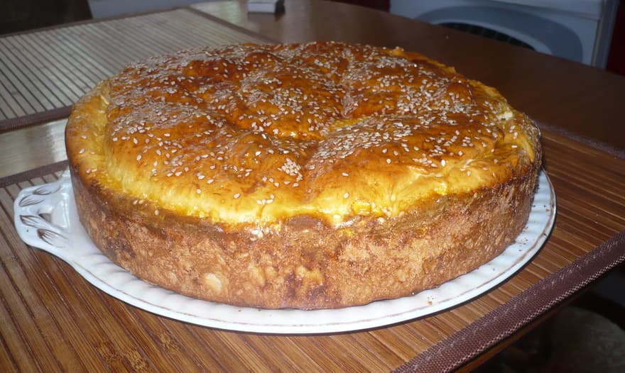 Пирог с брынзой