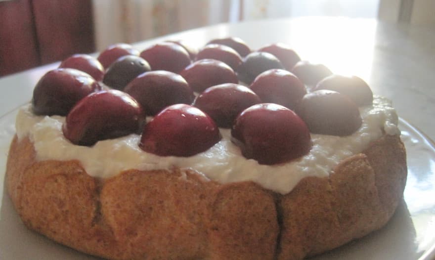 Миндальное пирожное.