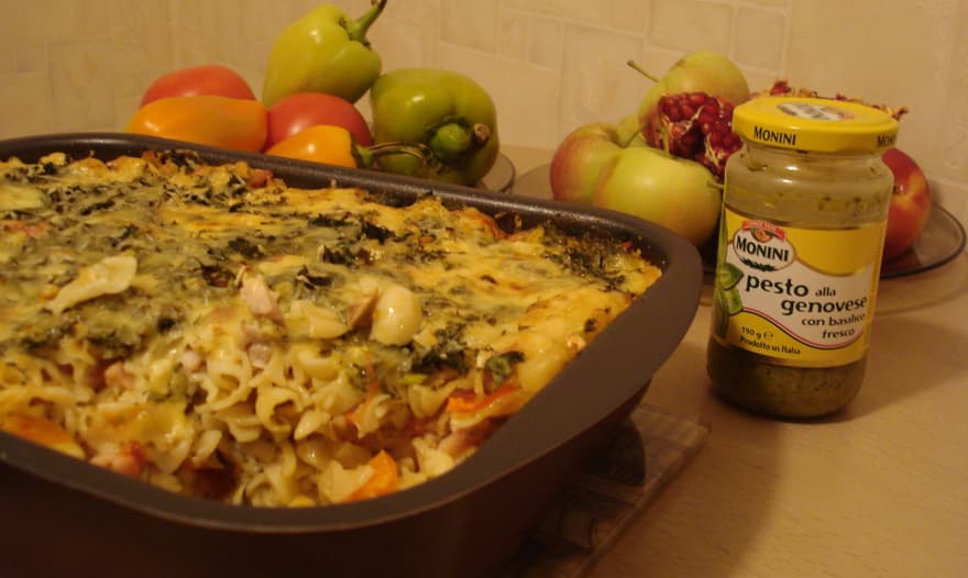 Макаронная запеканка с овощами и курицей