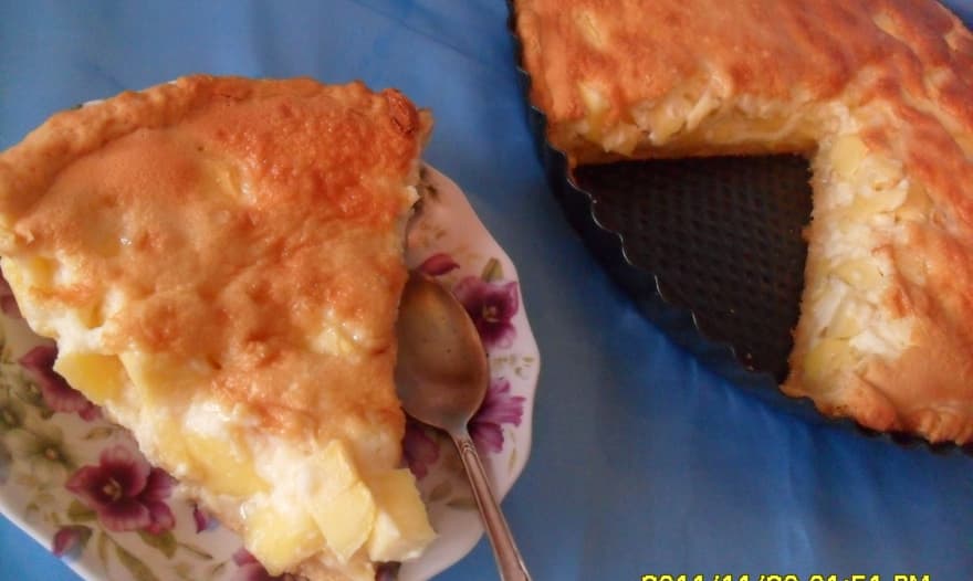 Песочный пирог с миндалем и манго
