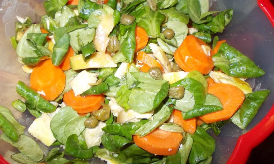 Салат из моркови с корном