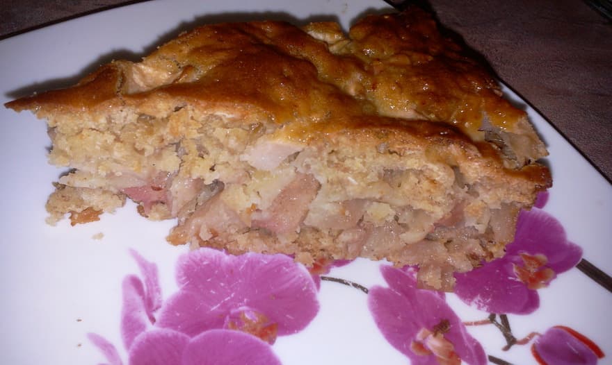 Яблочный пирог с медом и овсяными хлопьями