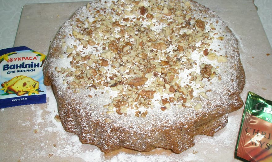 Кофейный пирог с грецкими орехами