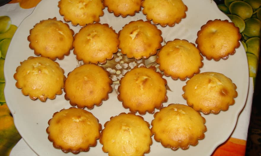 МАФФИНЫ СО СГУЩЕНКОЙ 