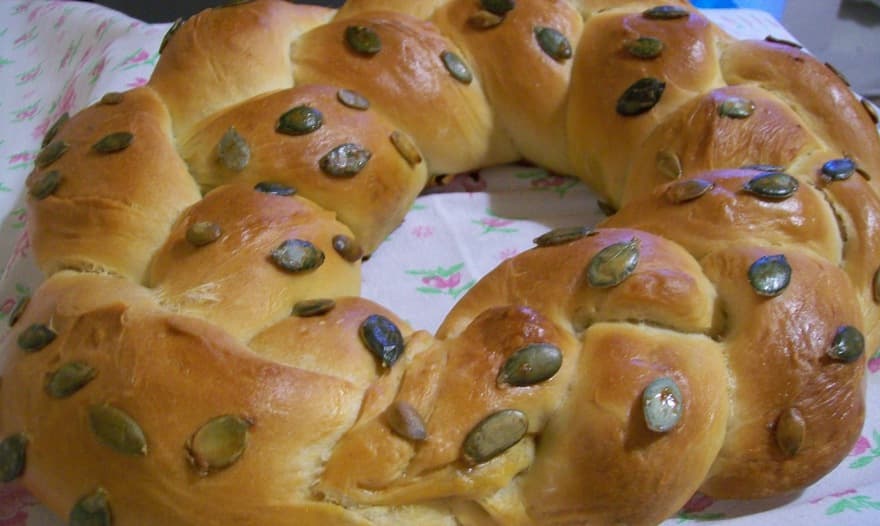 Итальянская пасхальная коса с начинкой