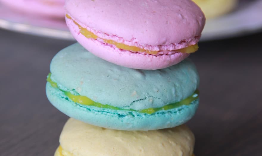 Macaron с лаймовым кердом