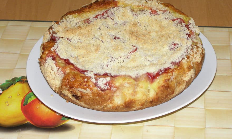 Клубничный кекс с со сливочным сыром