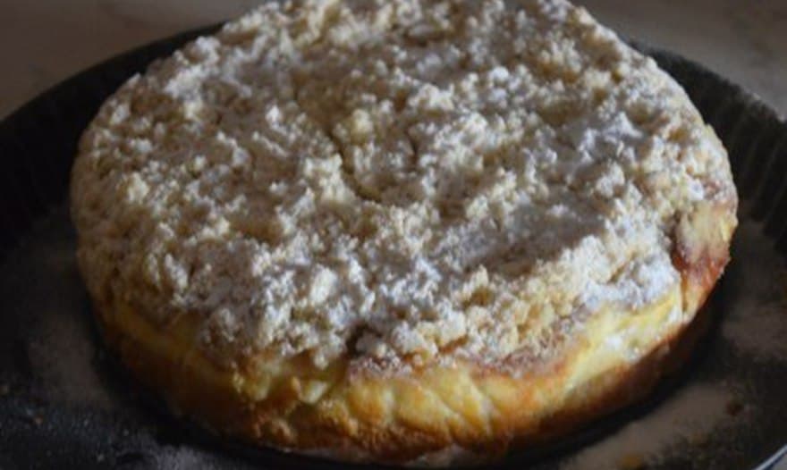 Клубничный кекс с со сливочным сыром