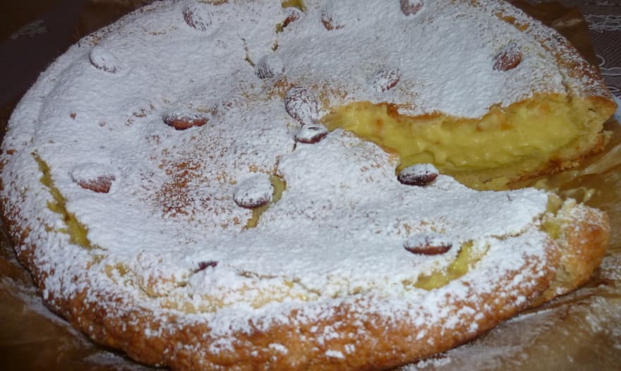 "Бабушкин Торт" (Torta della nonna)