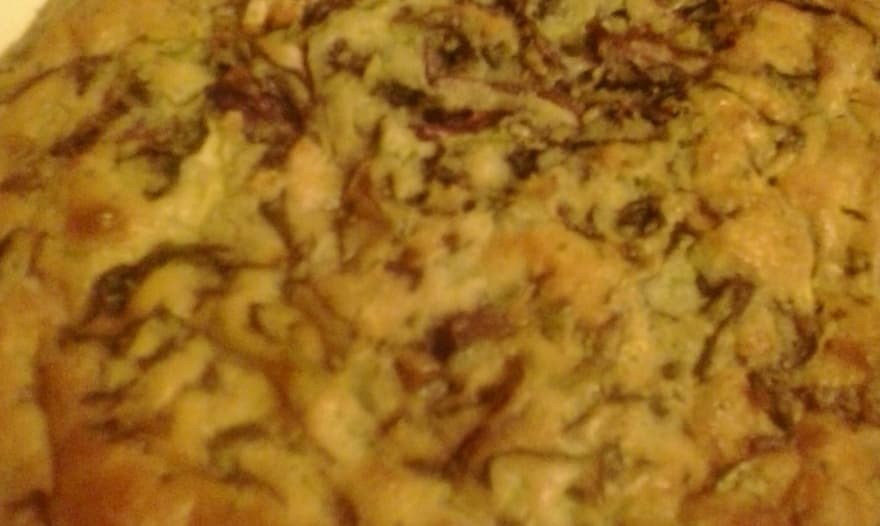 Легкий и вкусный пирог из краснокочанной капусты