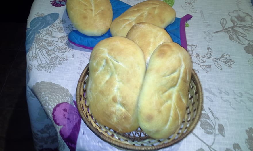 Французские лепешки фугасс