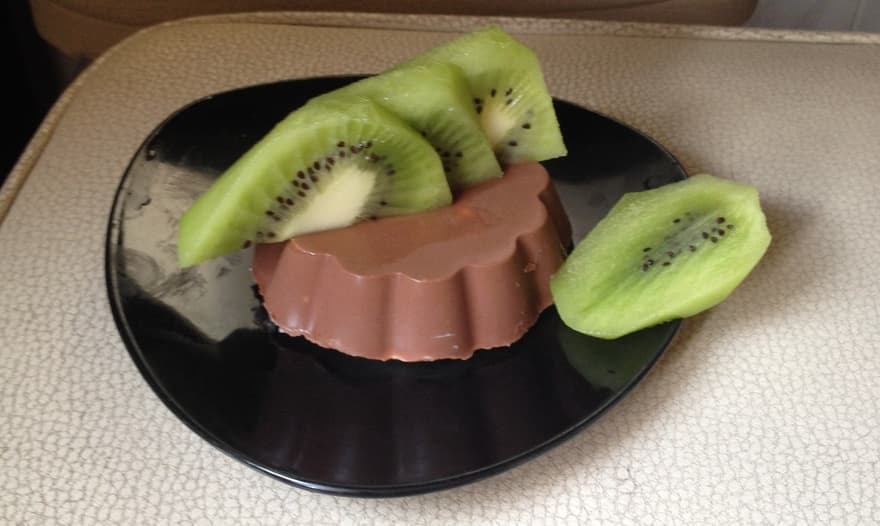Домашнее эскимо с кусочками киви