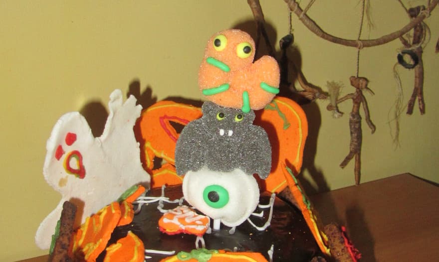 Торт "Веселый праздник HALLOWEEN" 