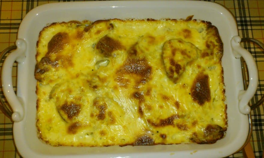 Мясо под сырным соусом "Нежнее нежного"