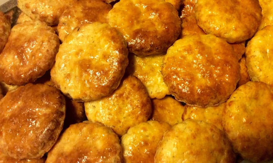Картофельное печенье с сыром и прованскими травами