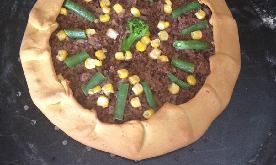 Овощная галета с фасолью и брокколи