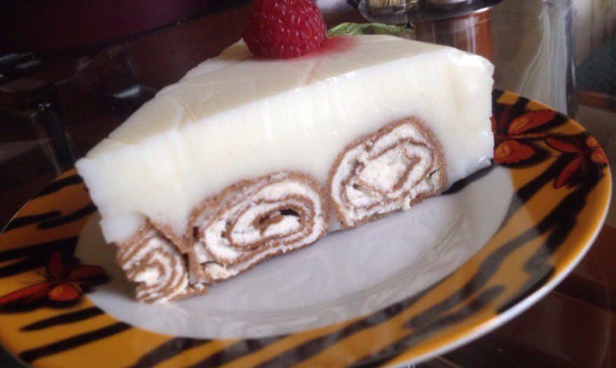 Блинный десерт с кремом из маскарпоне
