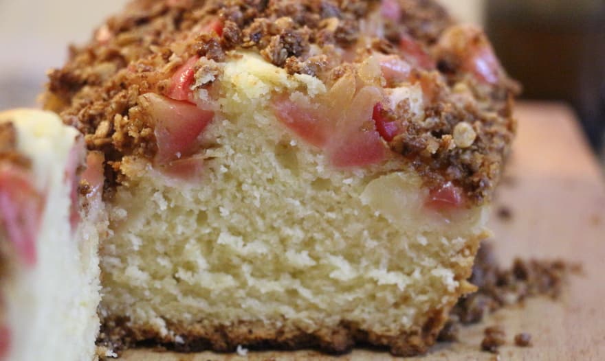 Кекс с яблоком и хрустящей корочкой (Apple Crumble Cake)